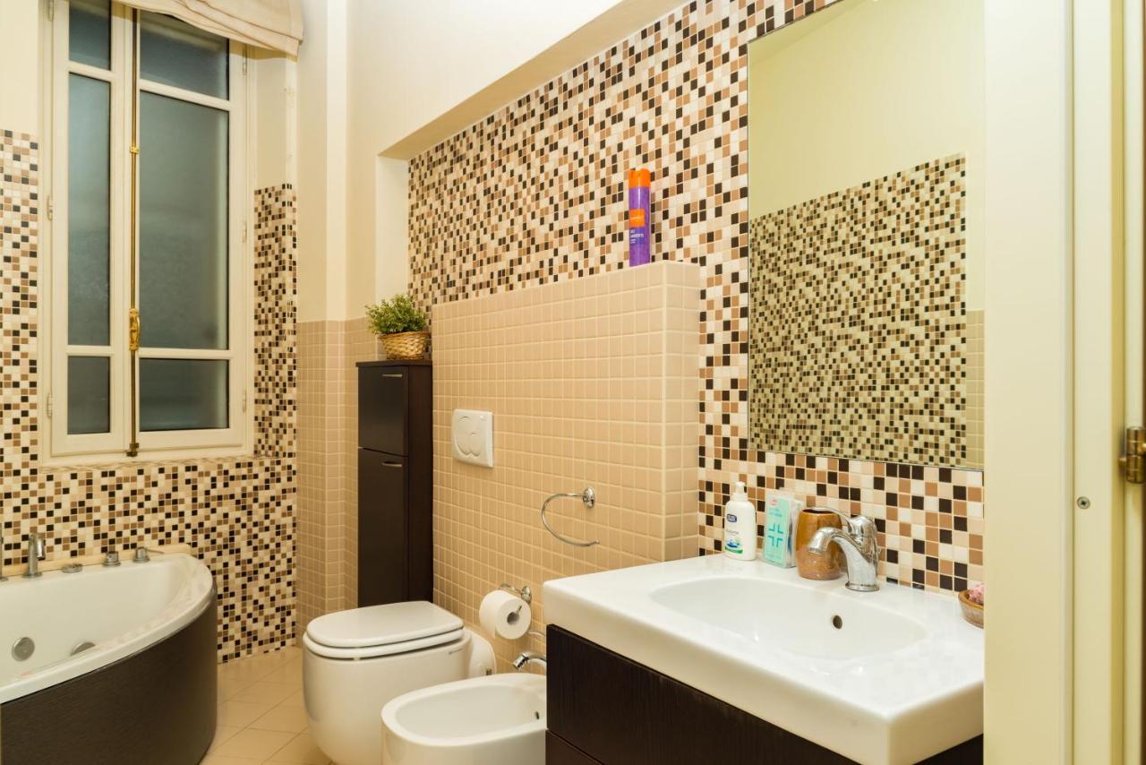 Alessandria Central Apt 10Min Walk Central Station מראה חיצוני תמונה