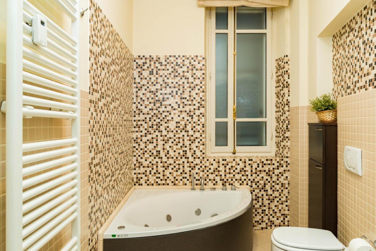 Alessandria Central Apt 10Min Walk Central Station מראה חיצוני תמונה